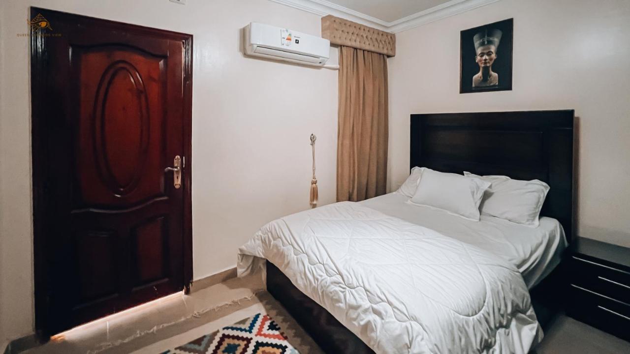 Queen Pyramids View Apartment El El Cairo Exterior foto